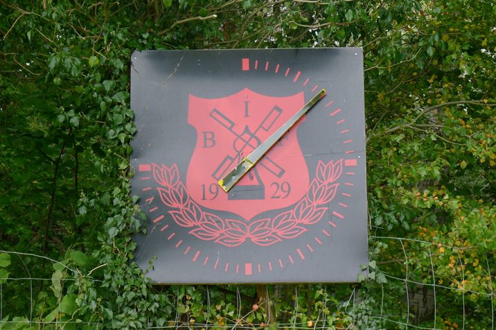 Clock.JPG