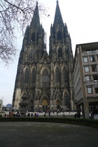 dom2