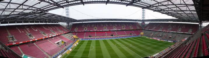 pano, rheinenergiestadion2