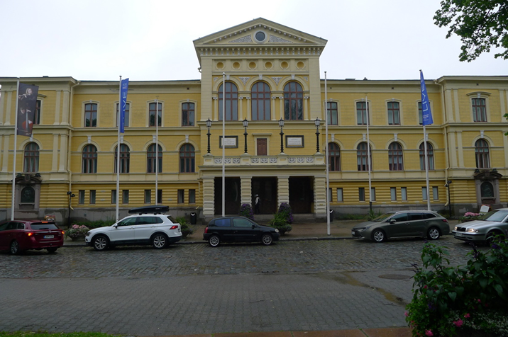 City-hall.JPG