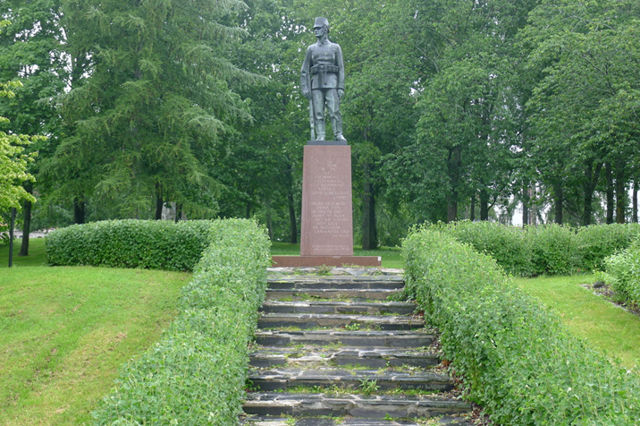 Statue.JPG