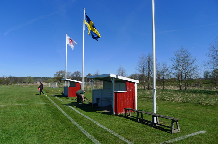 Dug-outs.JPG