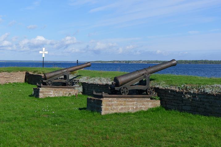 Citadel-cannons.JPG