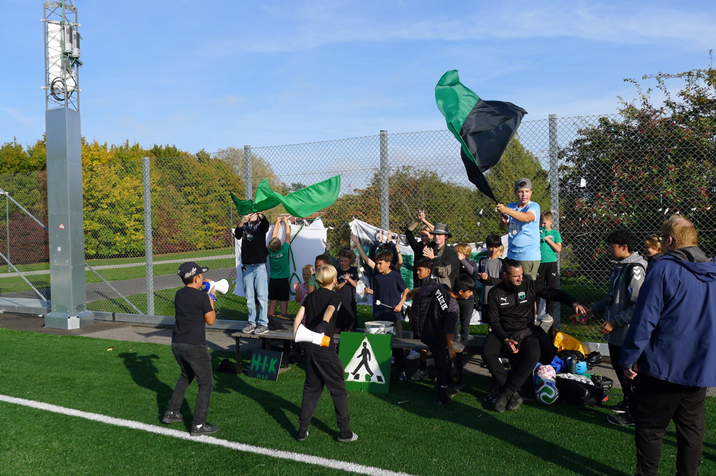 Young-ultras.JPG