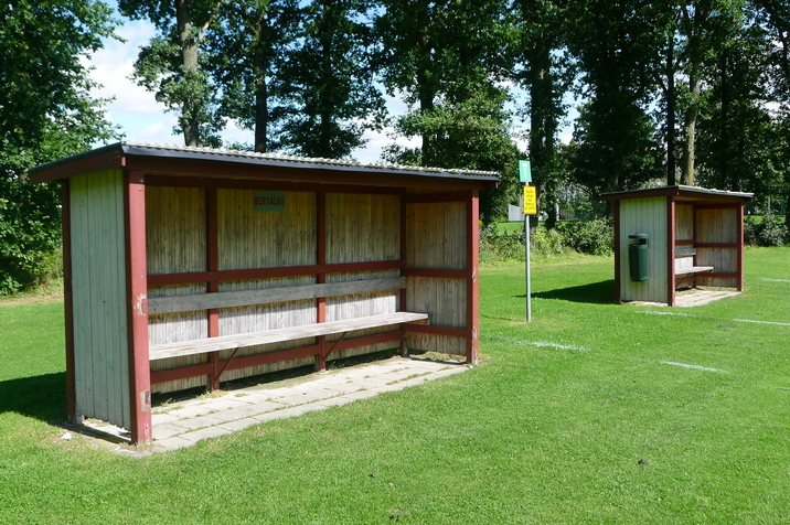 Dug-outs.JPG